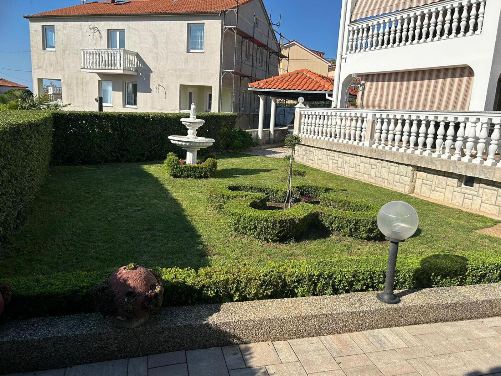 Apartment Smilja Malinska Buitenkant foto